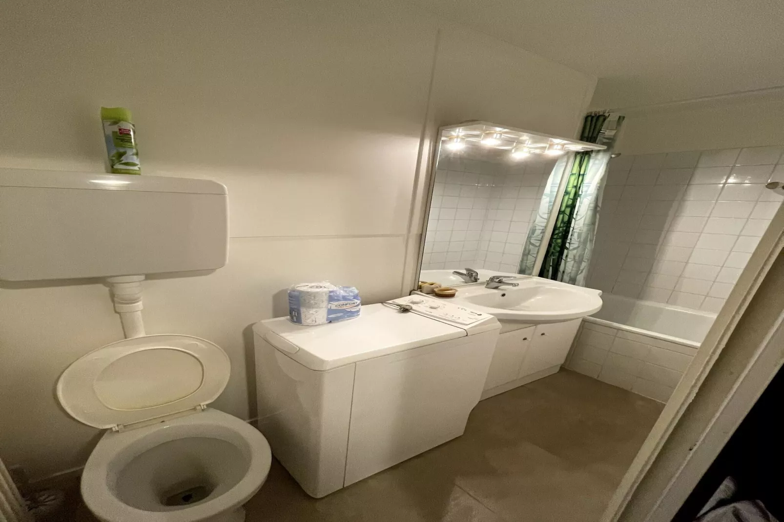 Le pradet C 480 - Le Mont Dore-Salle de bain