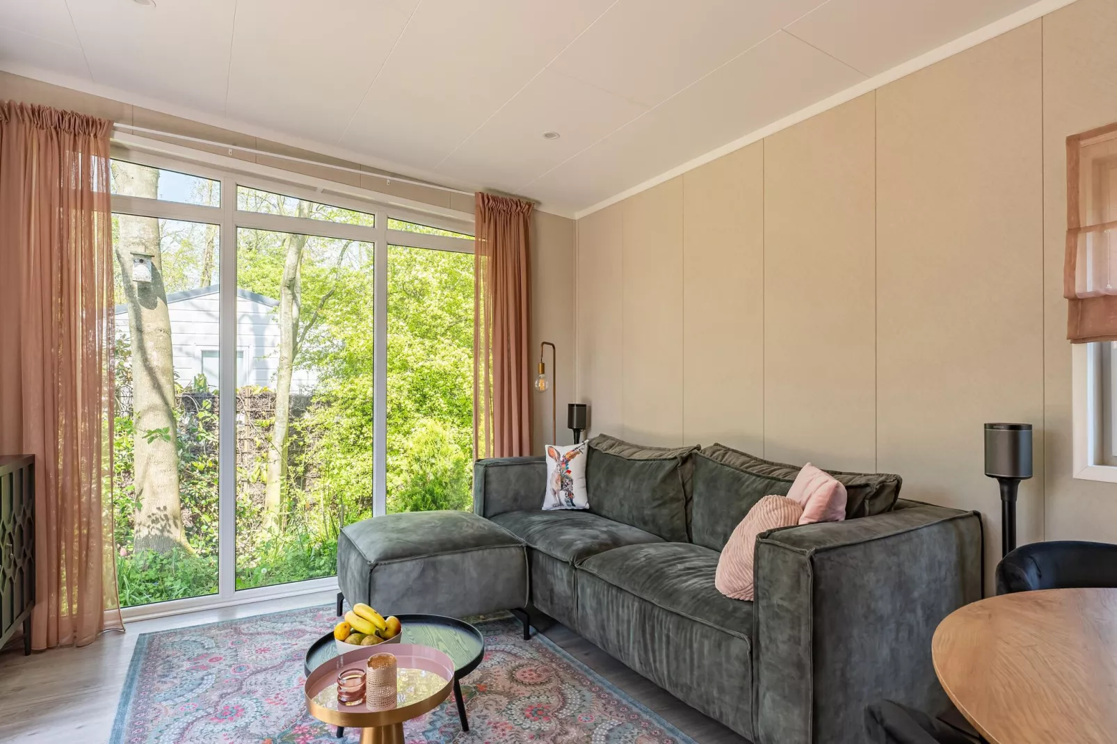 Fantail-Living room