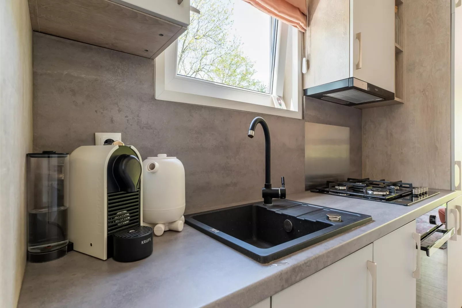 Fantail-Kitchen