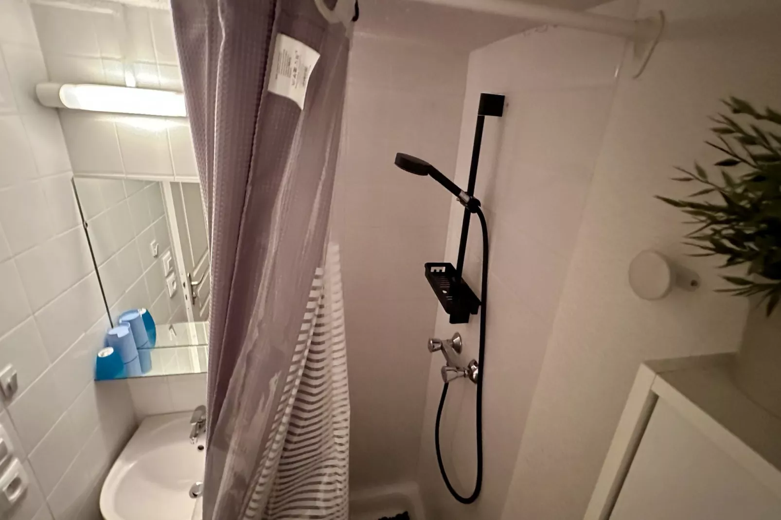 Comme à la maison Le Mont Dore - Bathroom