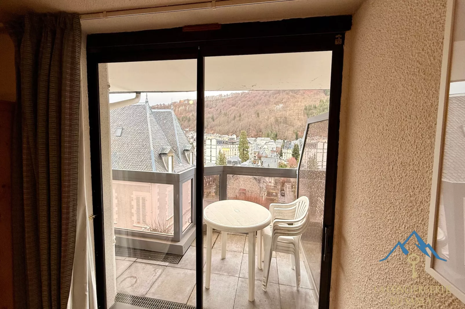 L'Oise 209 Le Mont Dore 6pers - Terrasse / balcon