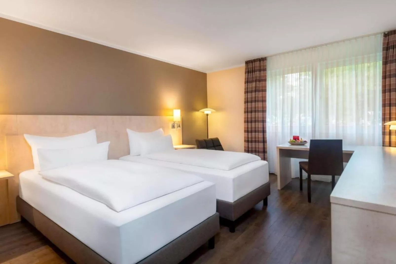 Mercure Hotel - Standard Twin Room - Schlafzimmer