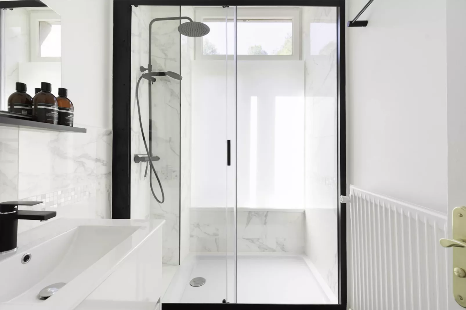 Villa Pax 3 - La Bourboule 6pers-Badezimmer