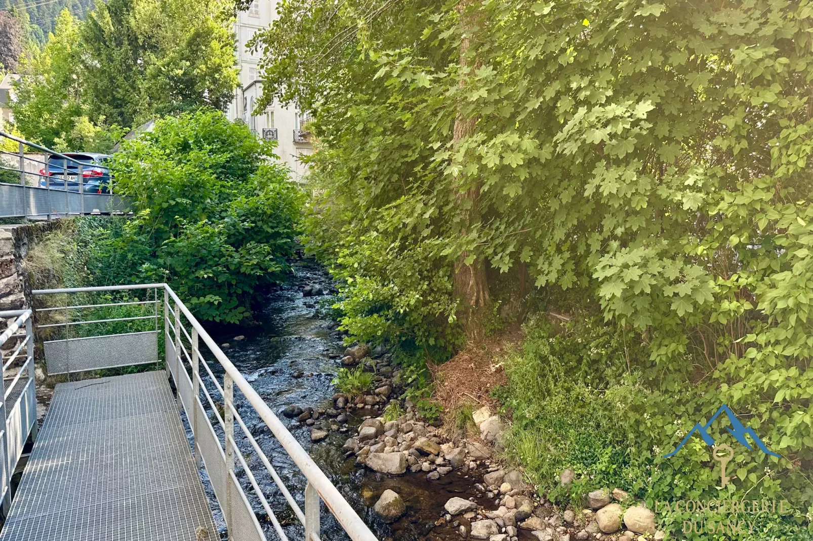 La Rive Gambetta La Bourboule 4 pers-Im Freien