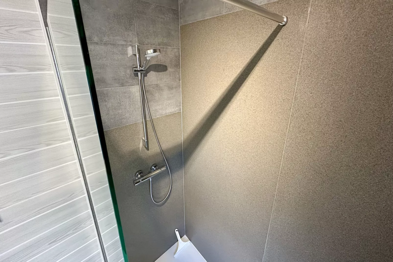 Les Myrtilles Le Mont Dore 6pers-Bathroom