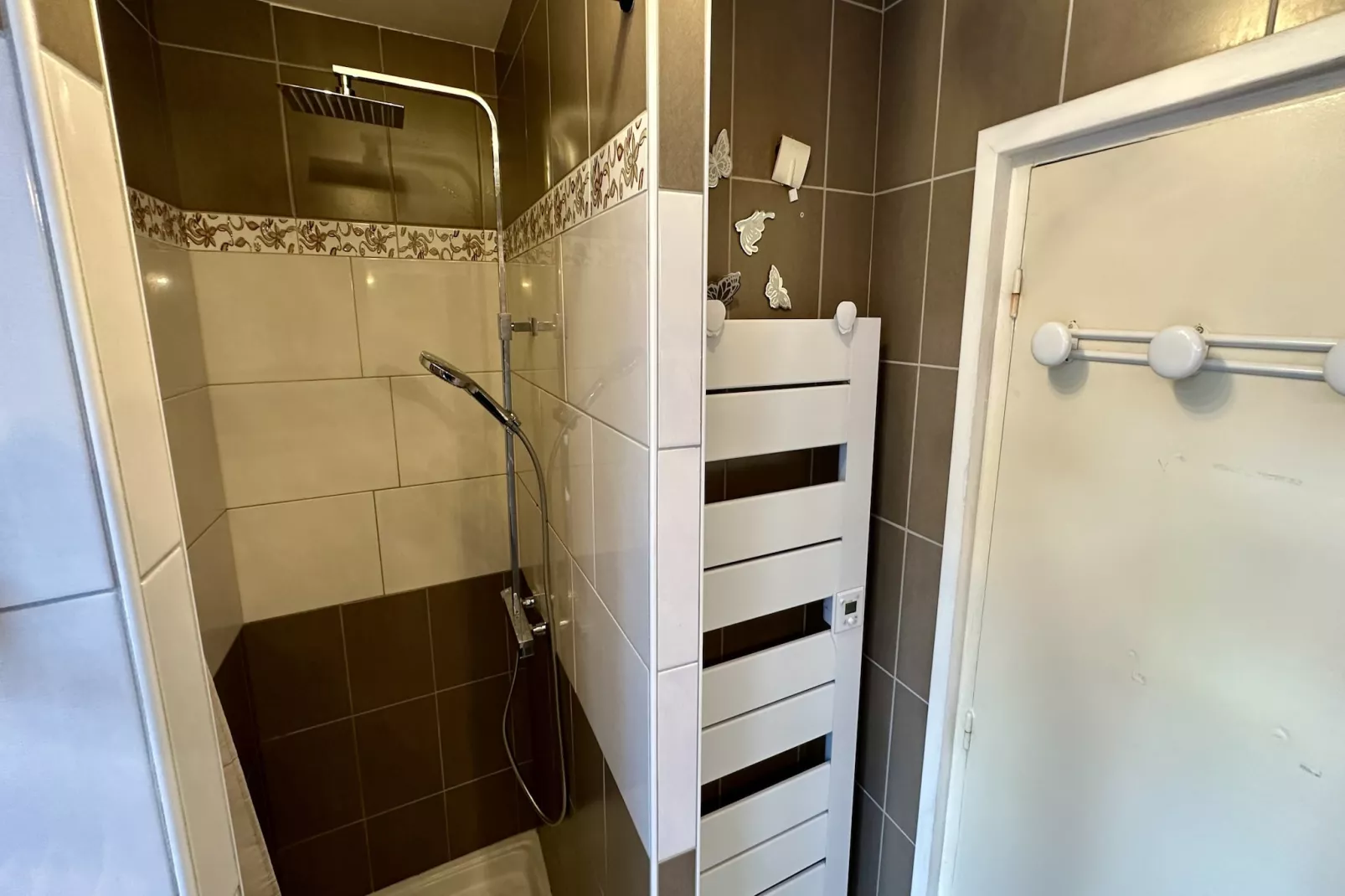 T3 Montlosier Le Mont Dore 5/7 pers-Bathroom