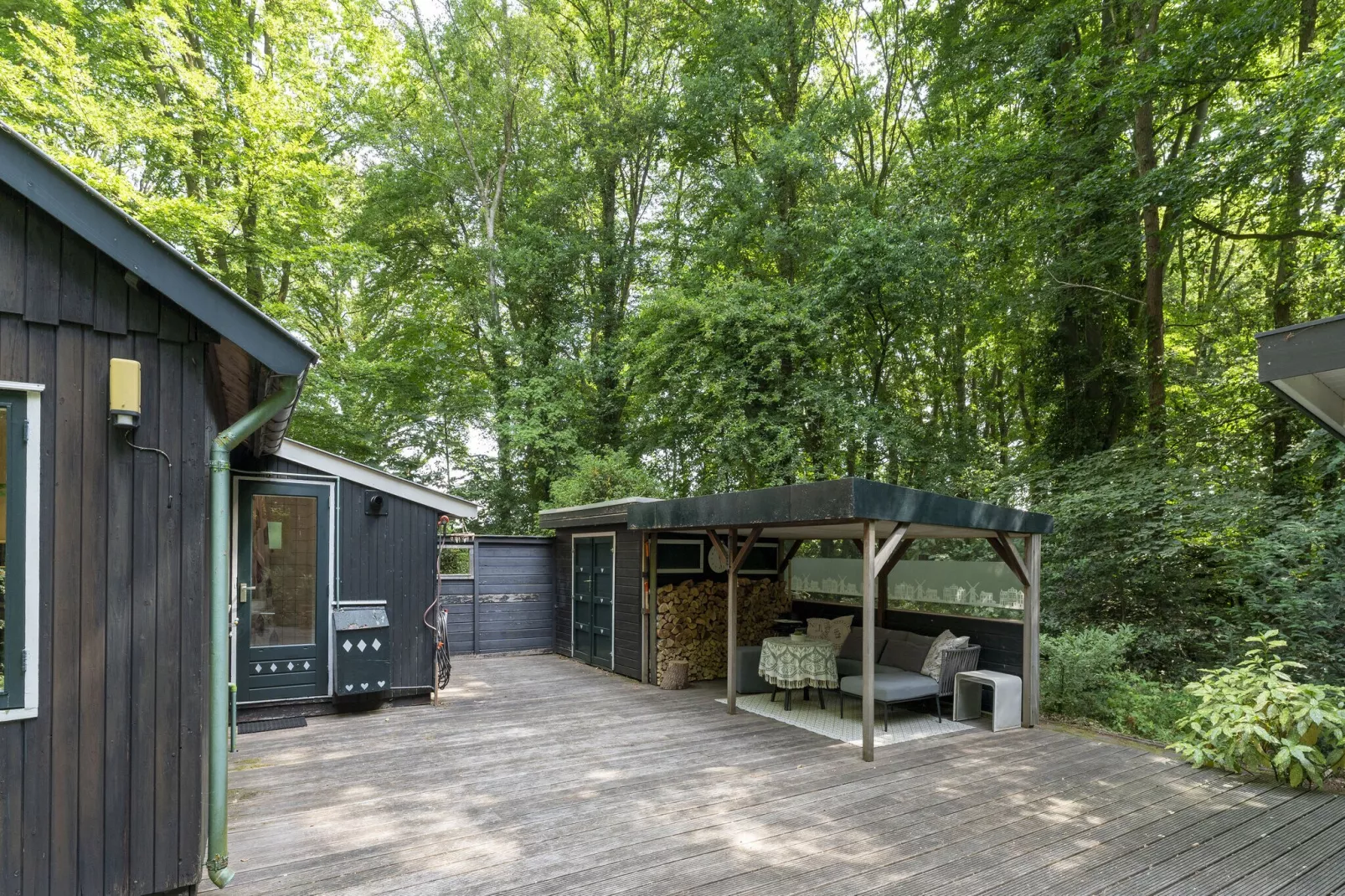 Bungalow Epse-Exterior summer