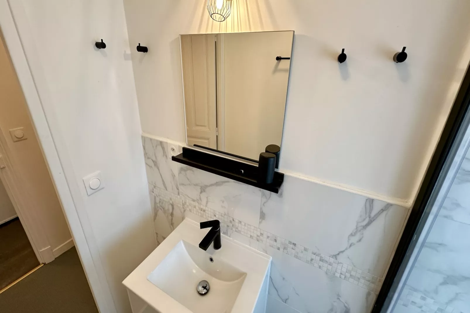 Villa Pax 4 - La Bourboule 6pers-Salle de bain