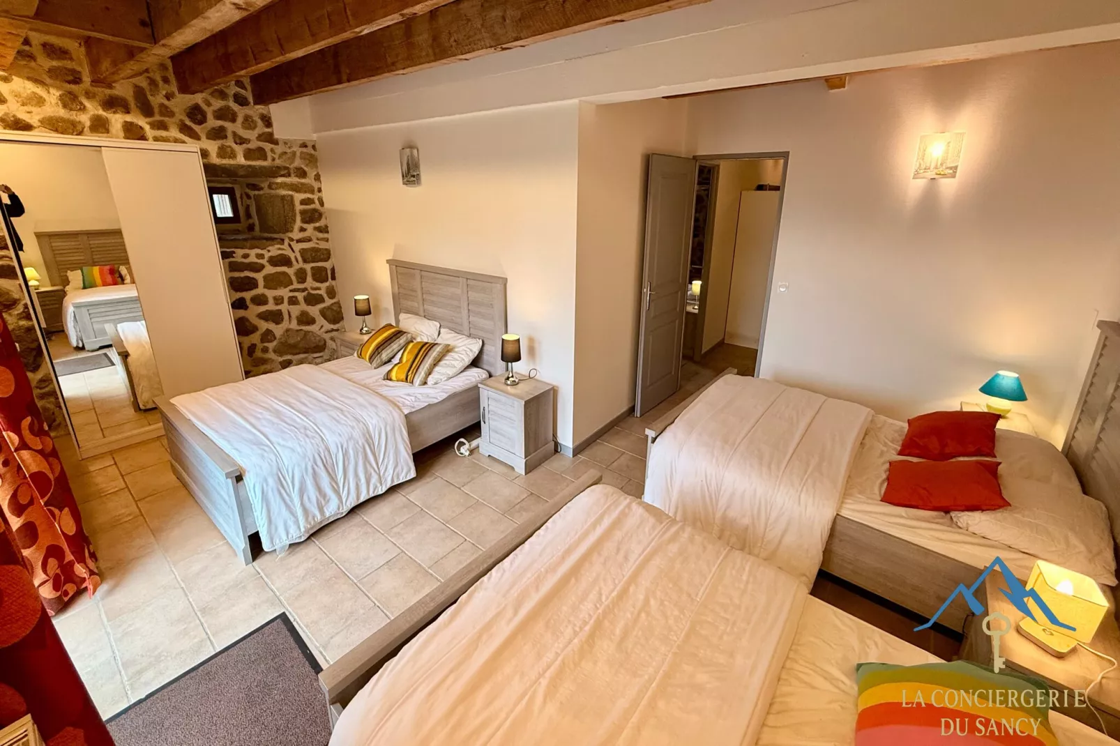 La Grange BOREL 12 pers Murat Le Quaire - Chambre