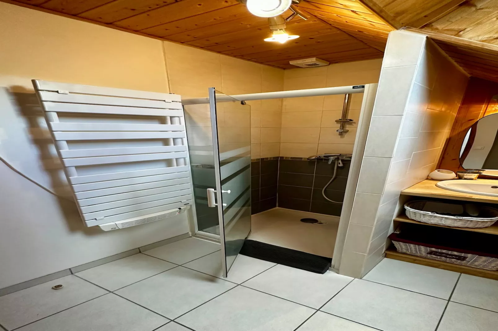 Chalet Le Salers - Mont Dore 10pers - Salle de bain