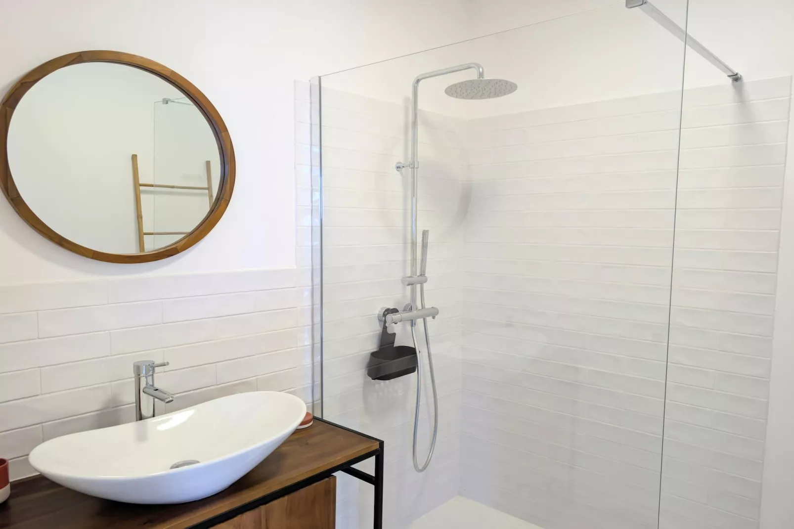 Villa Néréa-Badezimmer