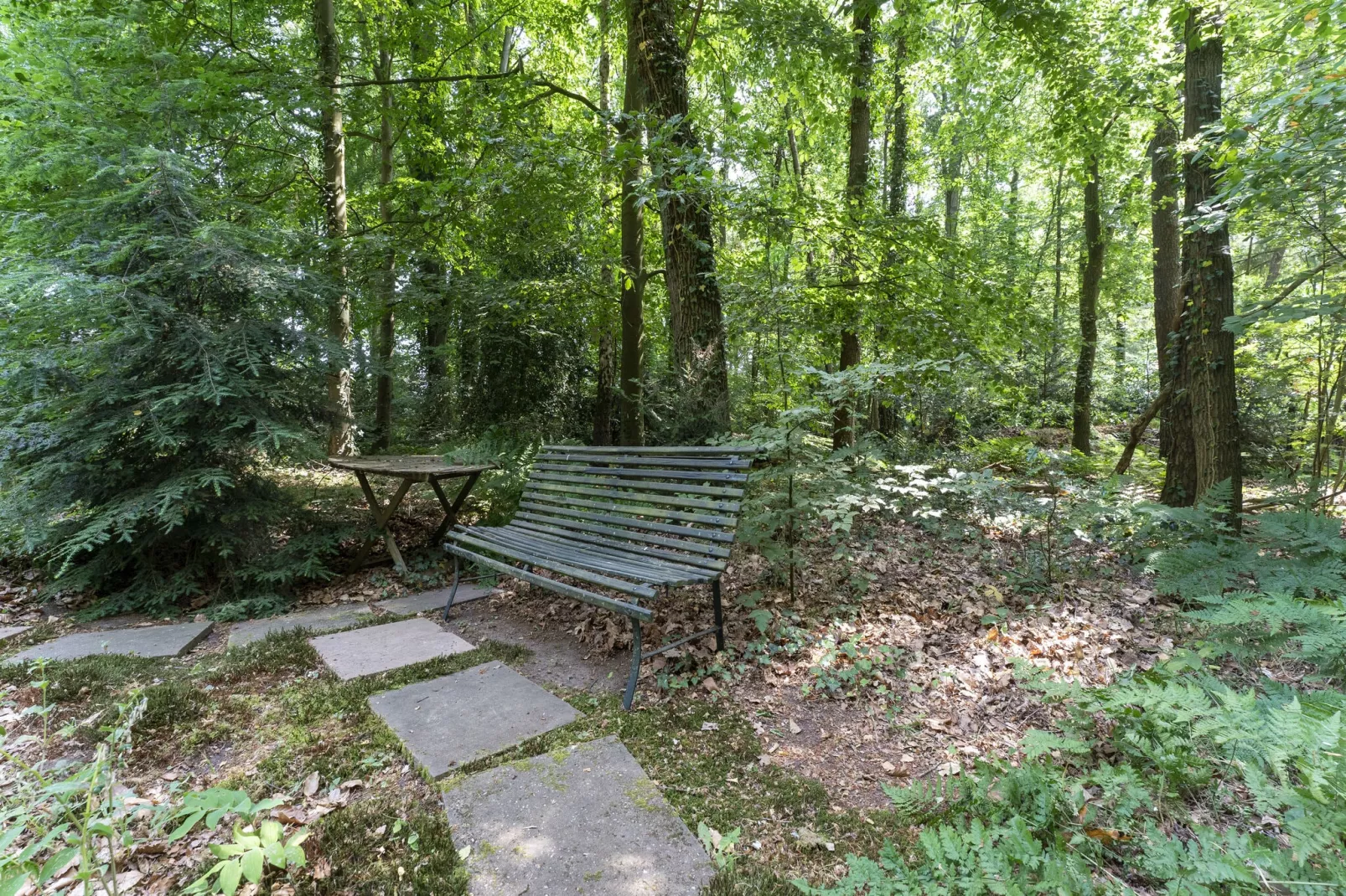 Bungalow Epse-Gardens summer