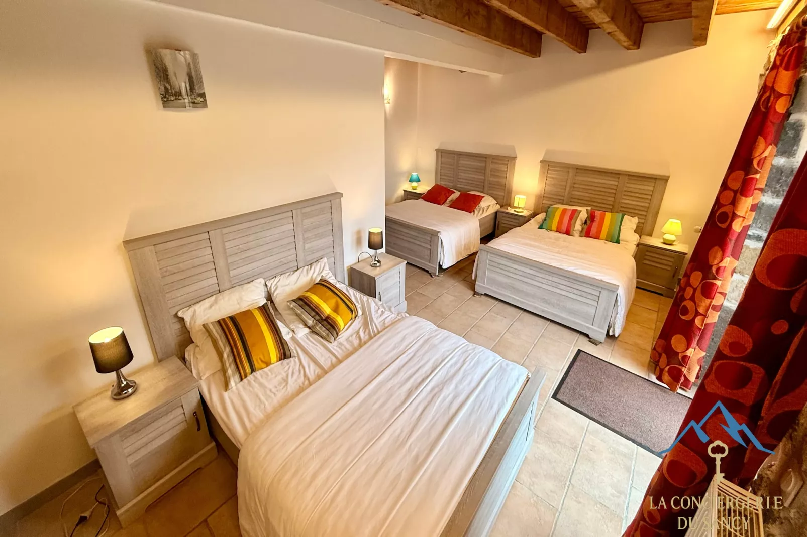 La Grange BOREL 12 pers Murat Le Quaire - Chambre