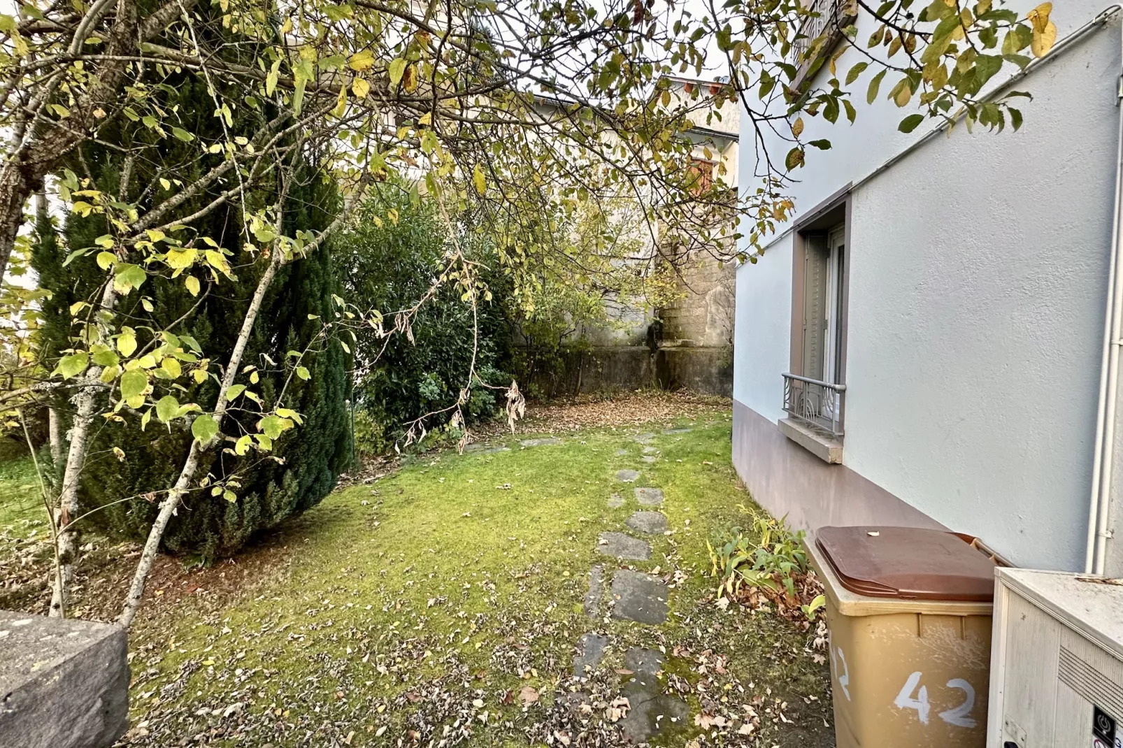 Le Therminus 42 - Le Mont Dore 6/8 pers - Jardins en été