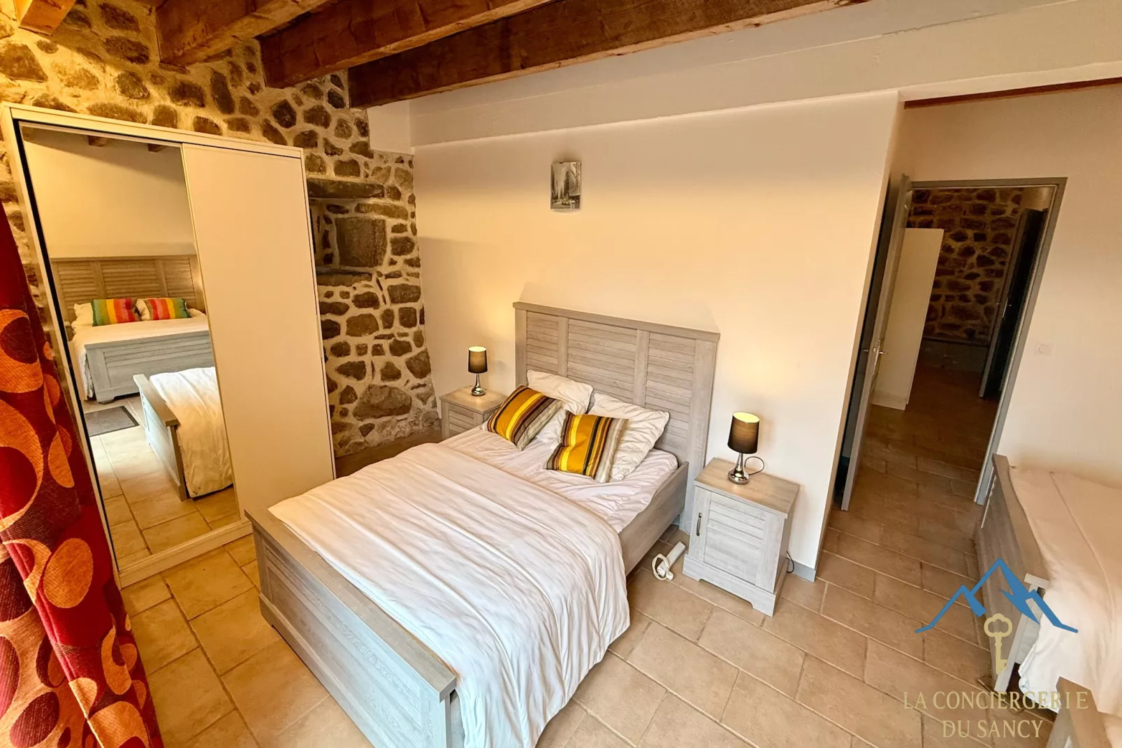La Grange BOREL 12 pers Murat Le Quaire - Chambre