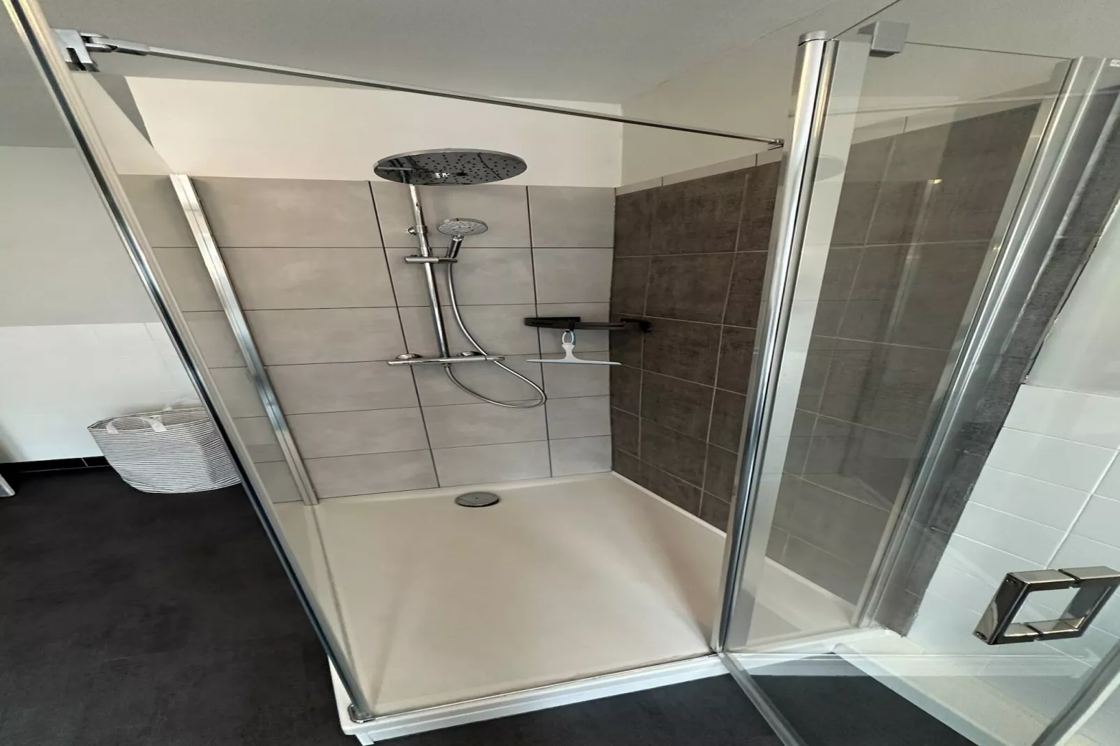 Villa Stella - La Bourboule 8pers - Salle de bain