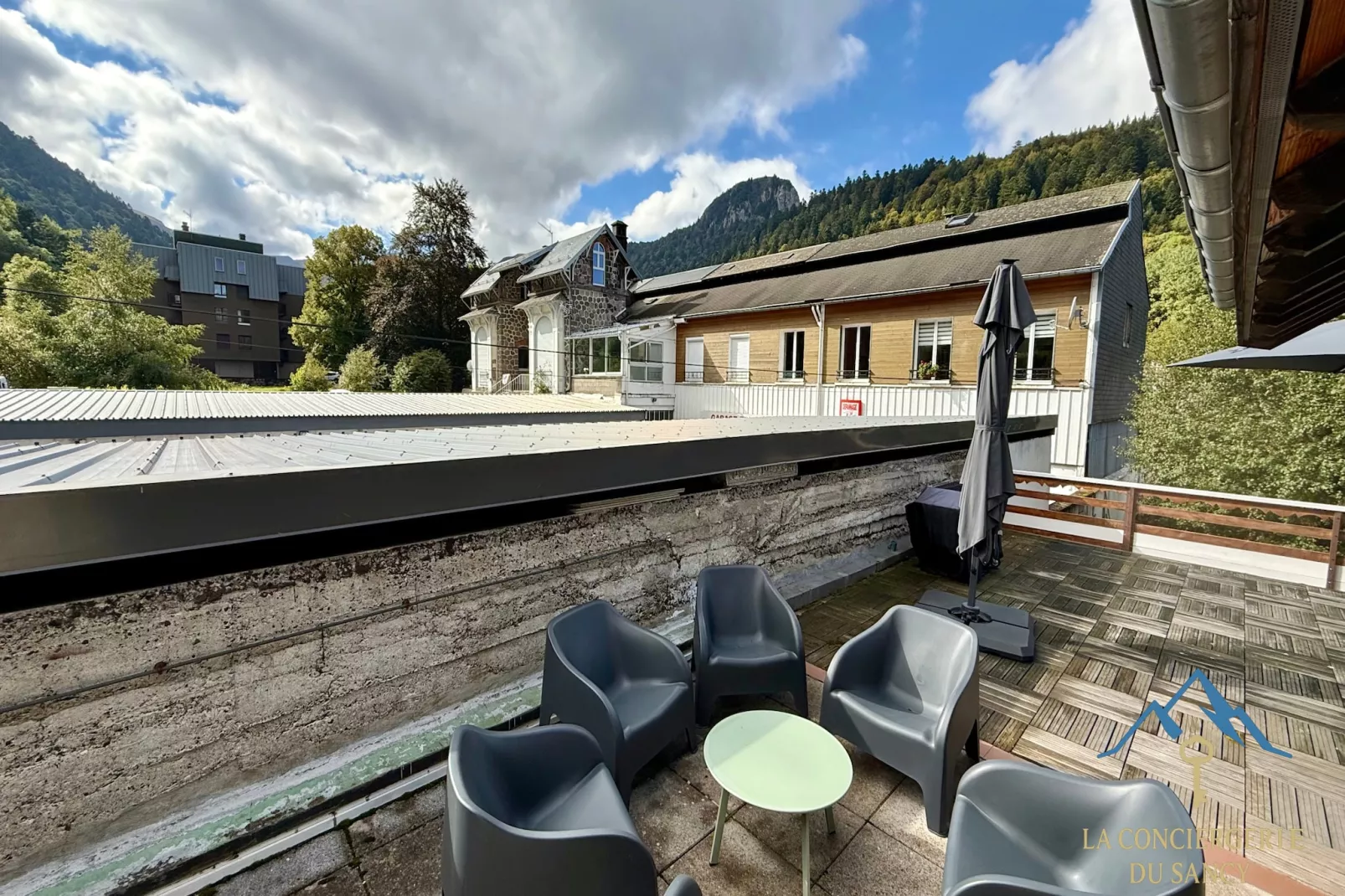 La Cascada Le Mont Dore-Terrace