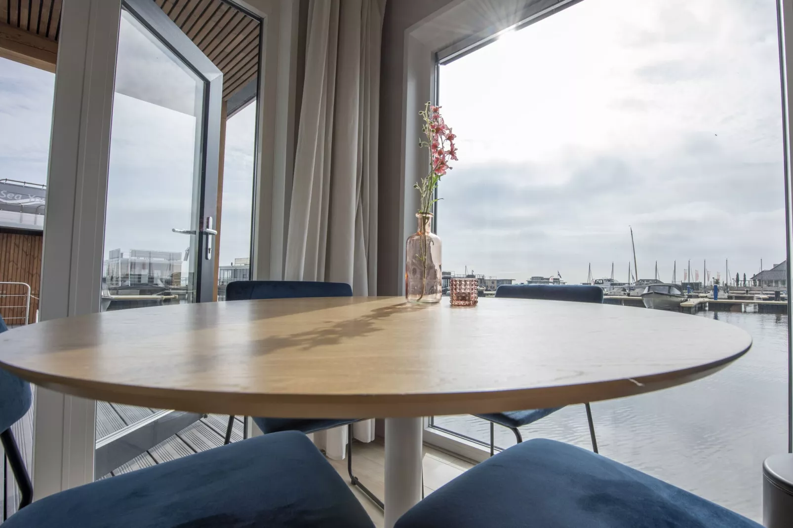 RiggelBrug Sneekermeer-Wohnzimmer
