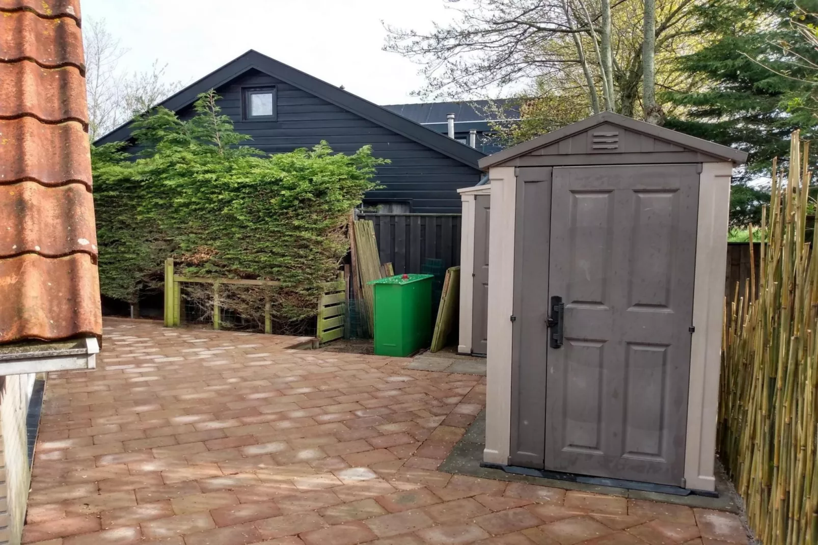 Vogelvrij 6-Außenbereich Sommer