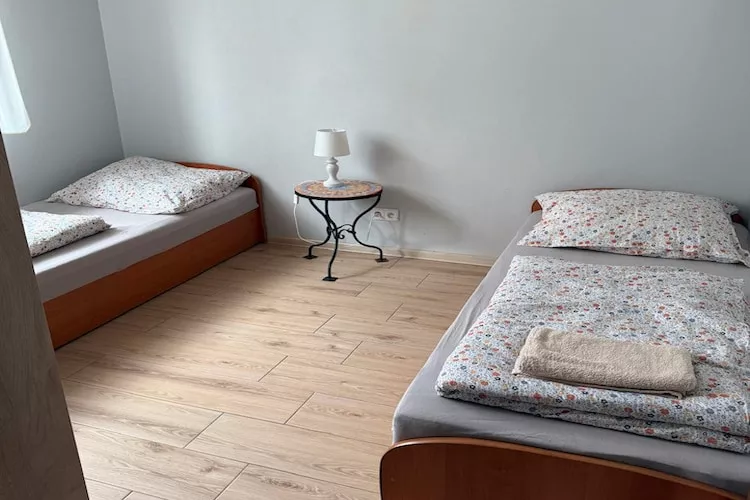 	Dom wakacyjny dla 9 osób w Dębinie-Schlafzimmer