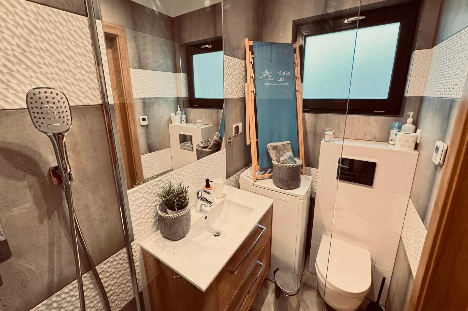 Dom wakacyjny Wilcza 12b dla 5 osób-Badezimmer