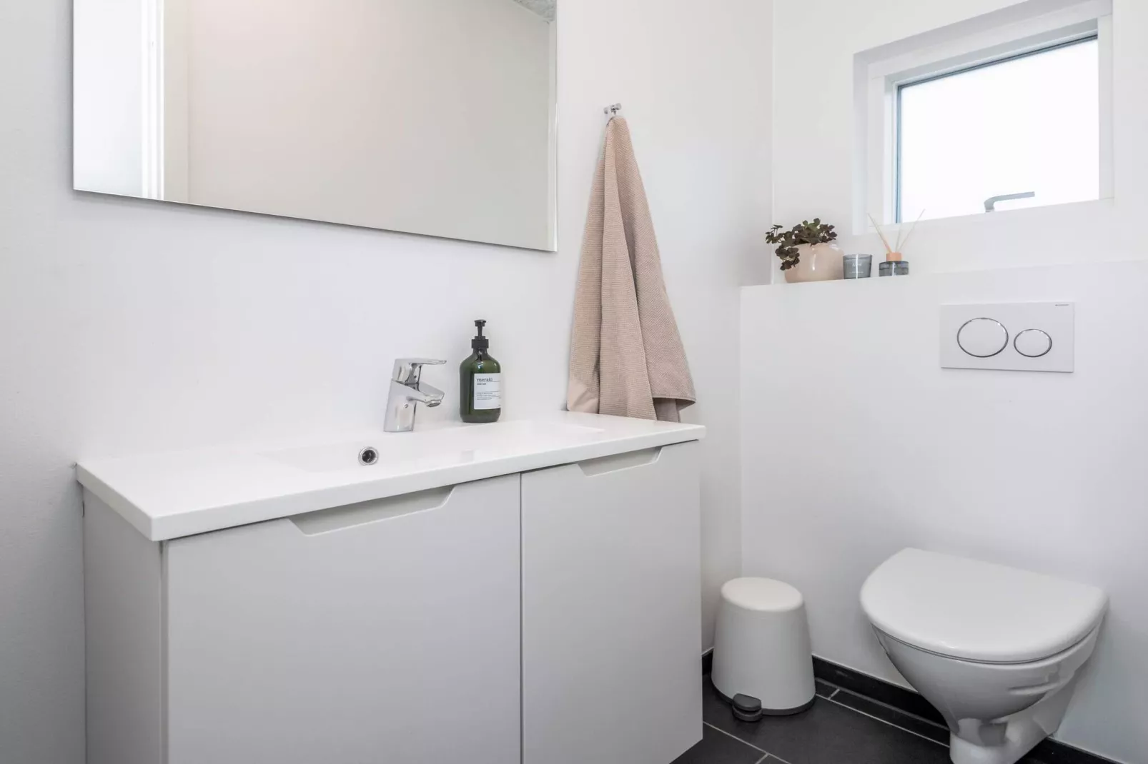 14 person holiday home in Glesborg - Indoor