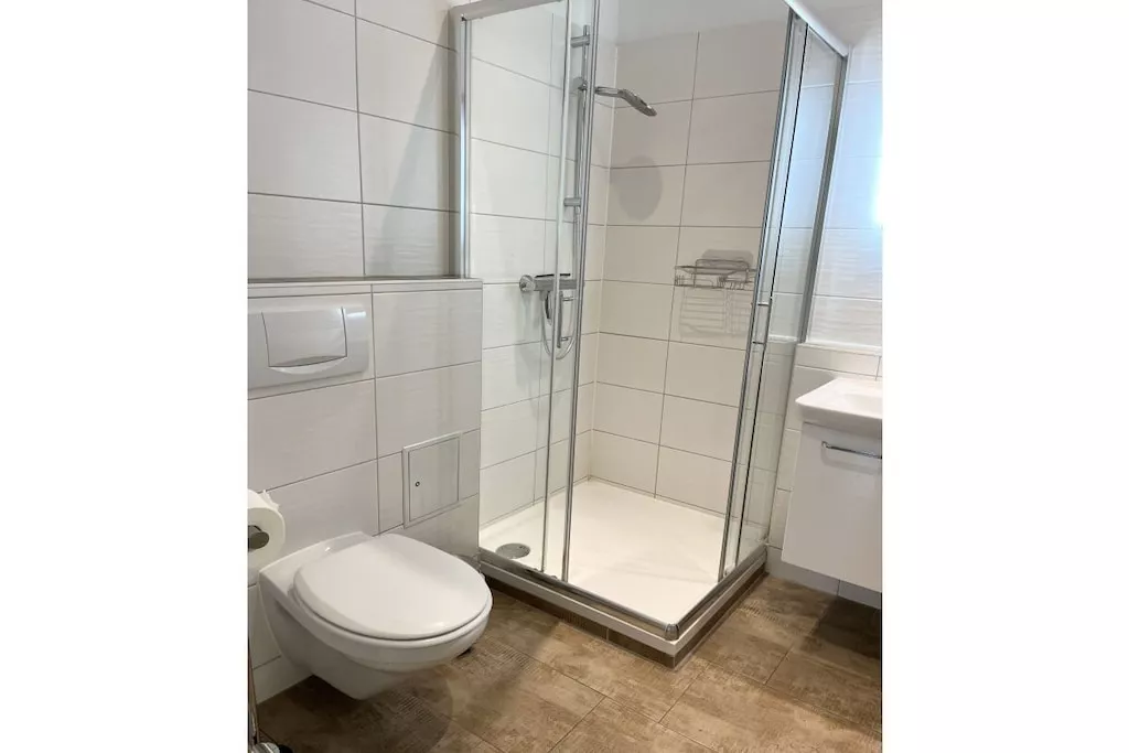 468435-Nicht zugeordnet