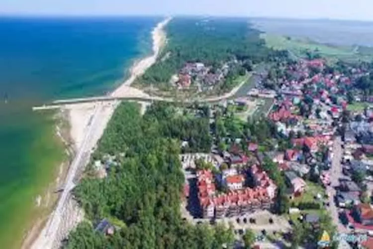 	Dom wakacyjny dla 9 osób w Dębinie-Gebiete Sommer 1 km