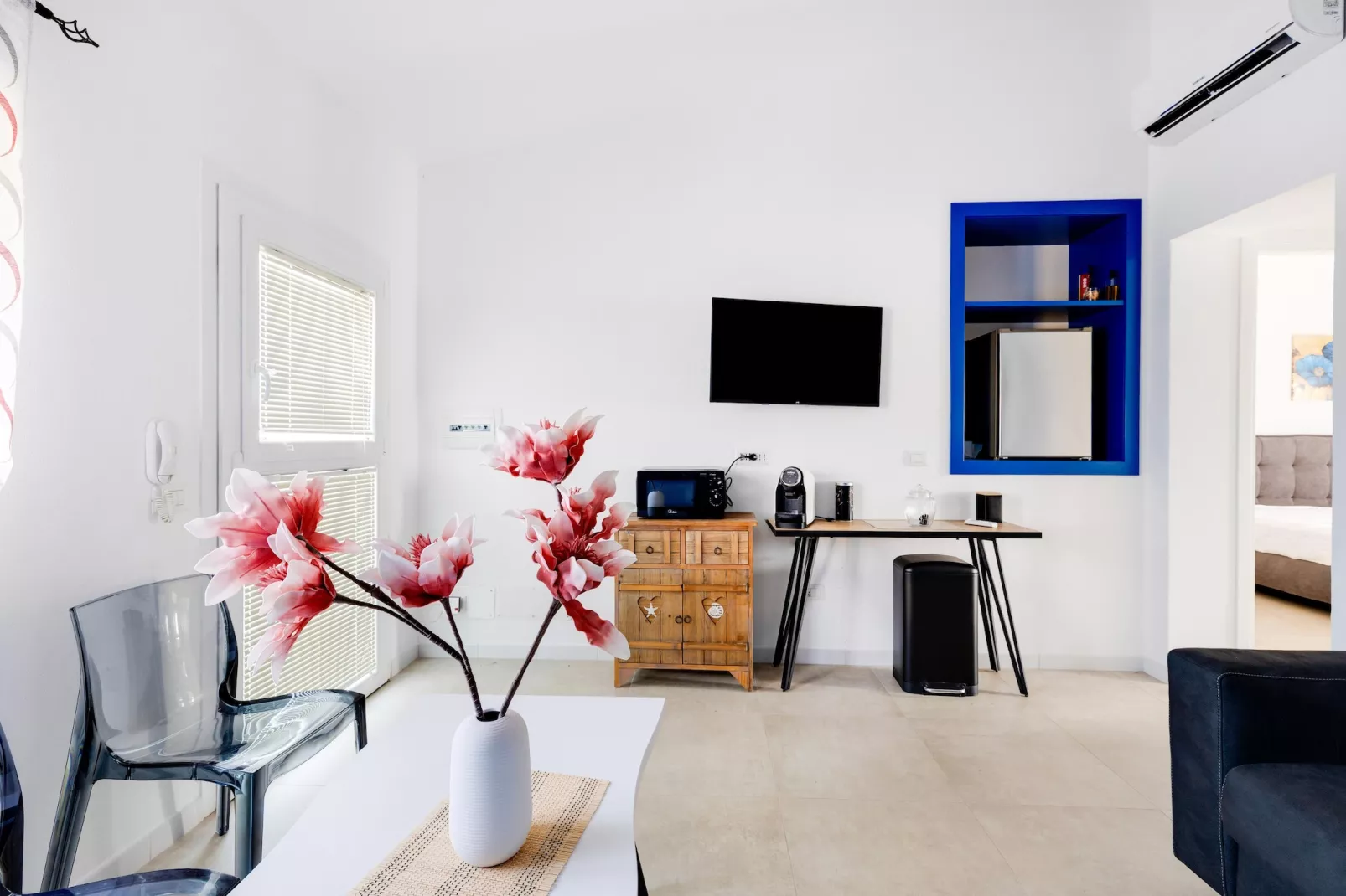 SEA HOUSE-Living room