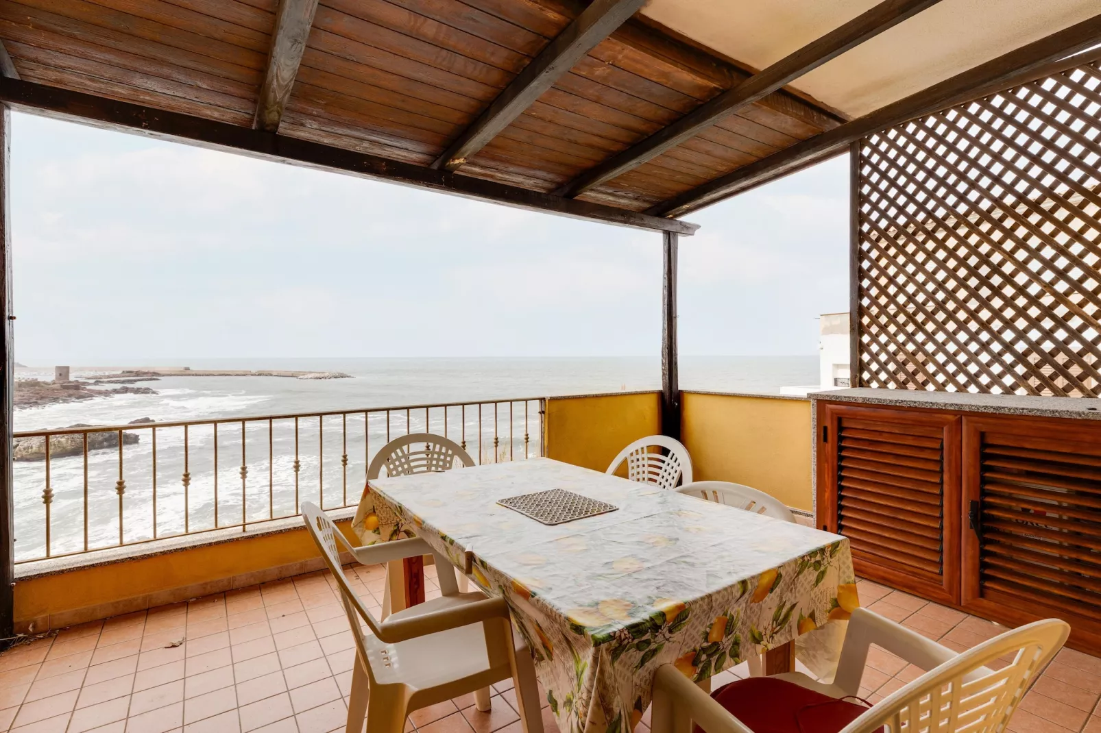 CASA MARINA FRONTE MARE-Terrace balcony