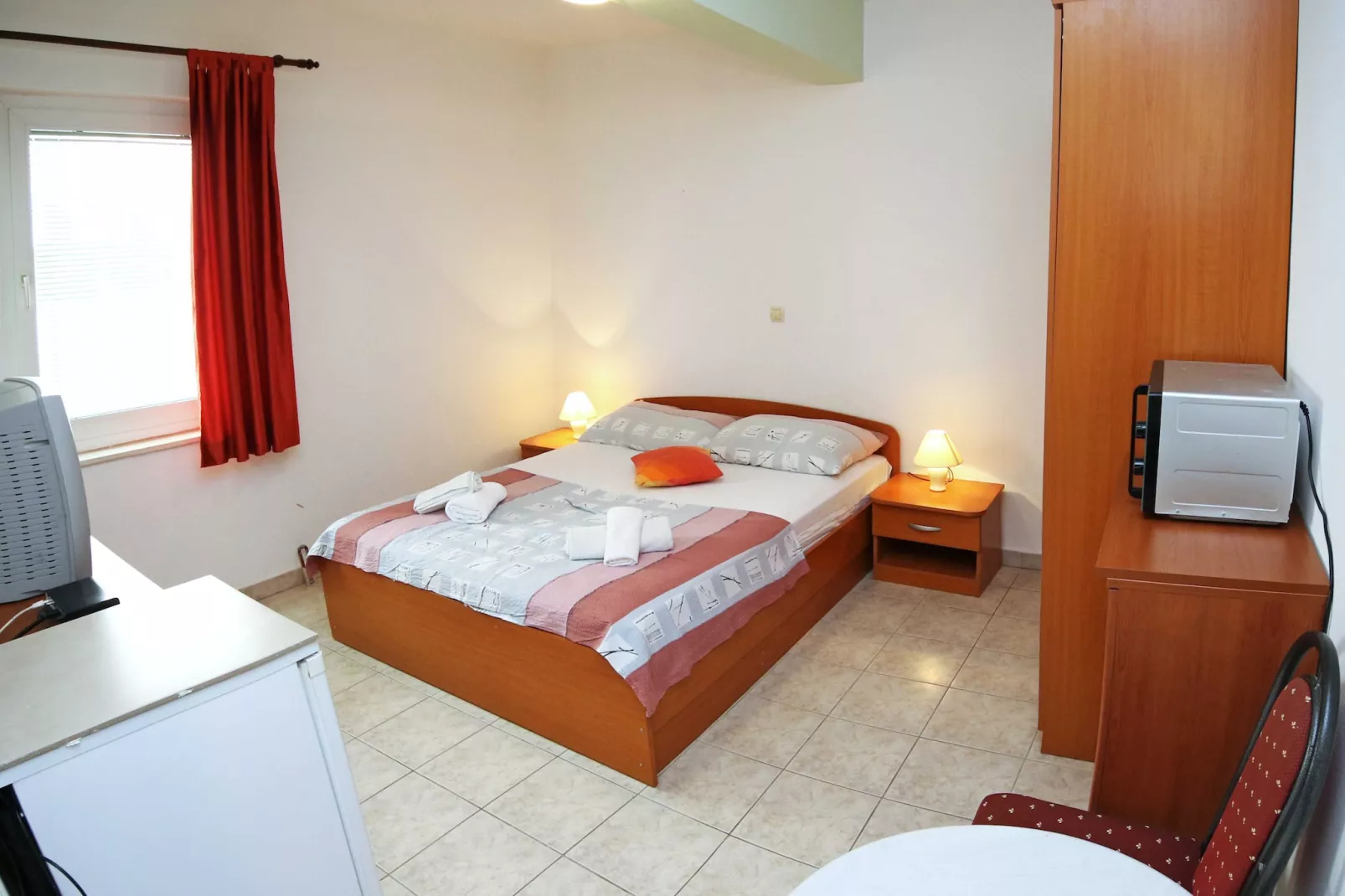 Apartments & Rooms Villa Petra - Double Room (S3) - Bedroom