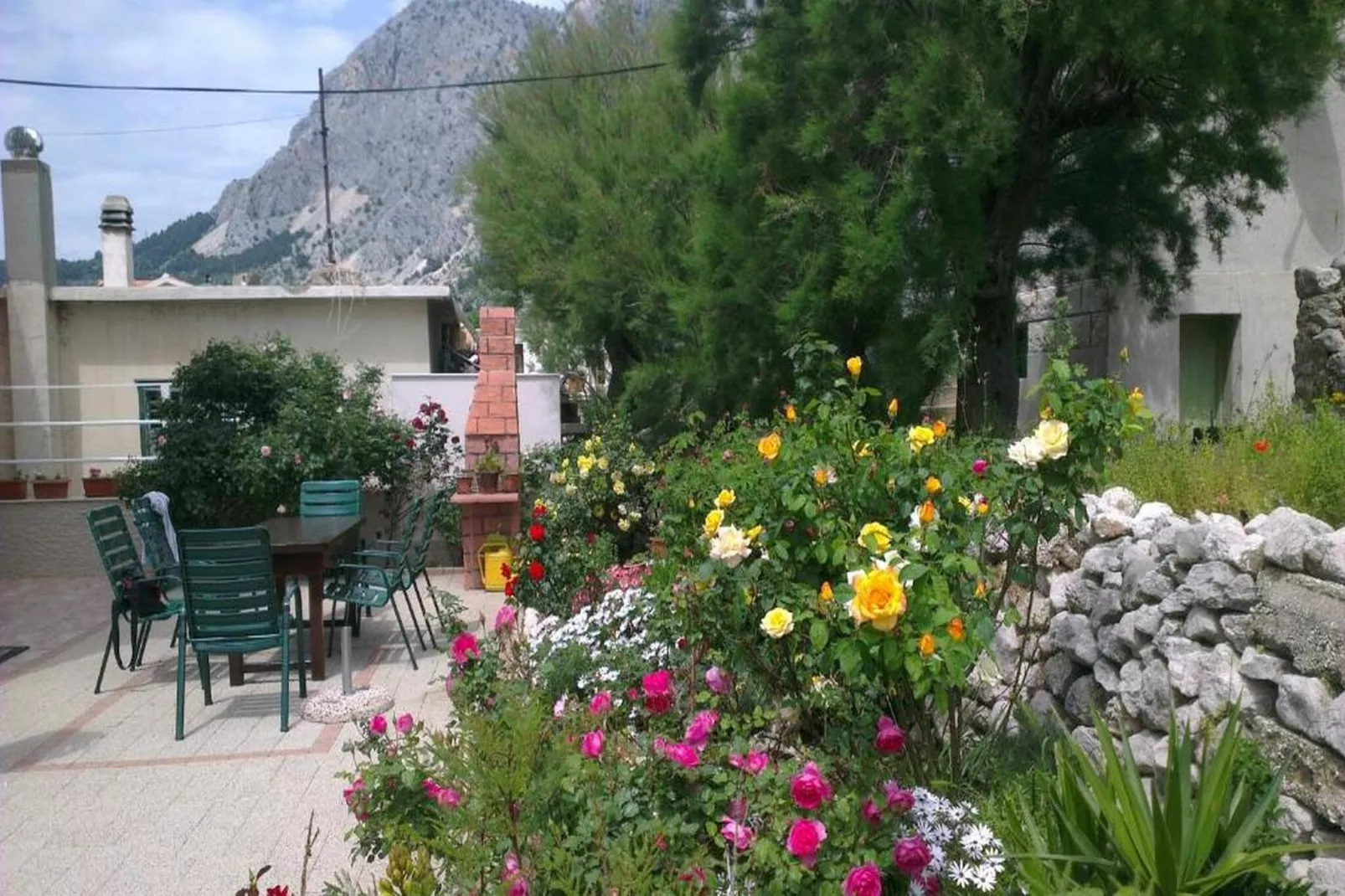 Apartments Jereb - One Bedroom Apartment with Balcony and Sea View (Sanda)-Garten Sommer