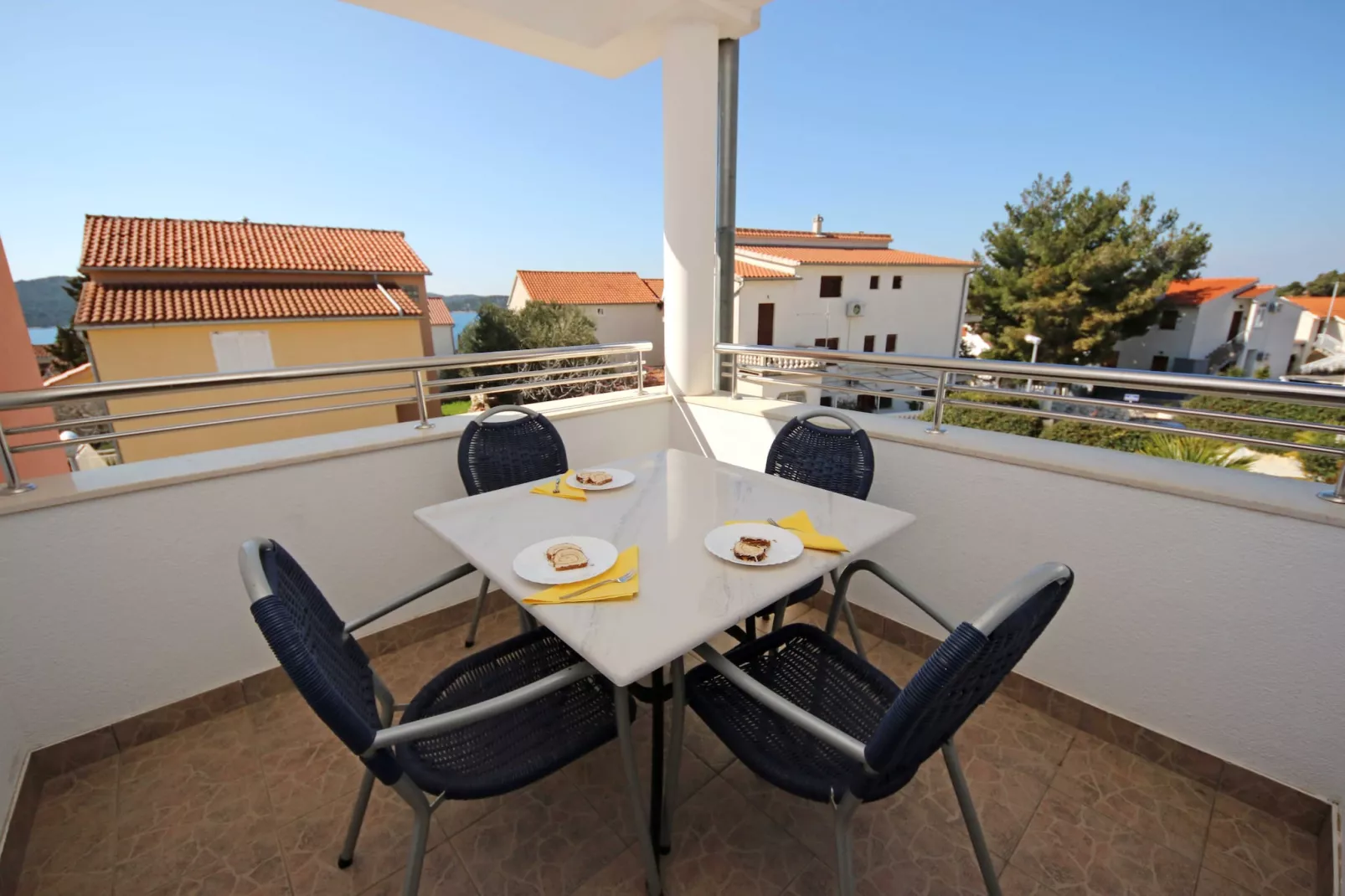 Apartments & Rooms Villa Petra - Double Room (S3) - Terrace balcony