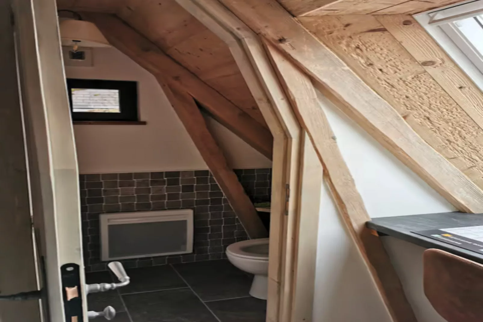 Buron Lou Fenestrou Le Mont Dore 4pers - Salle de bain