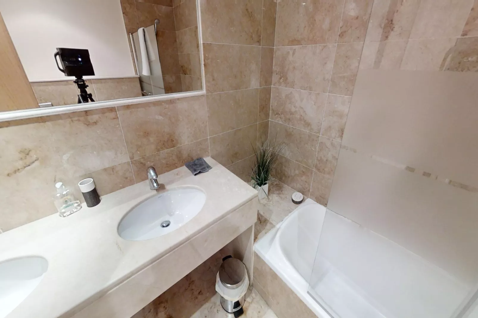 Apartment with Sea Views and Sunlit Terraces - Badezimmer