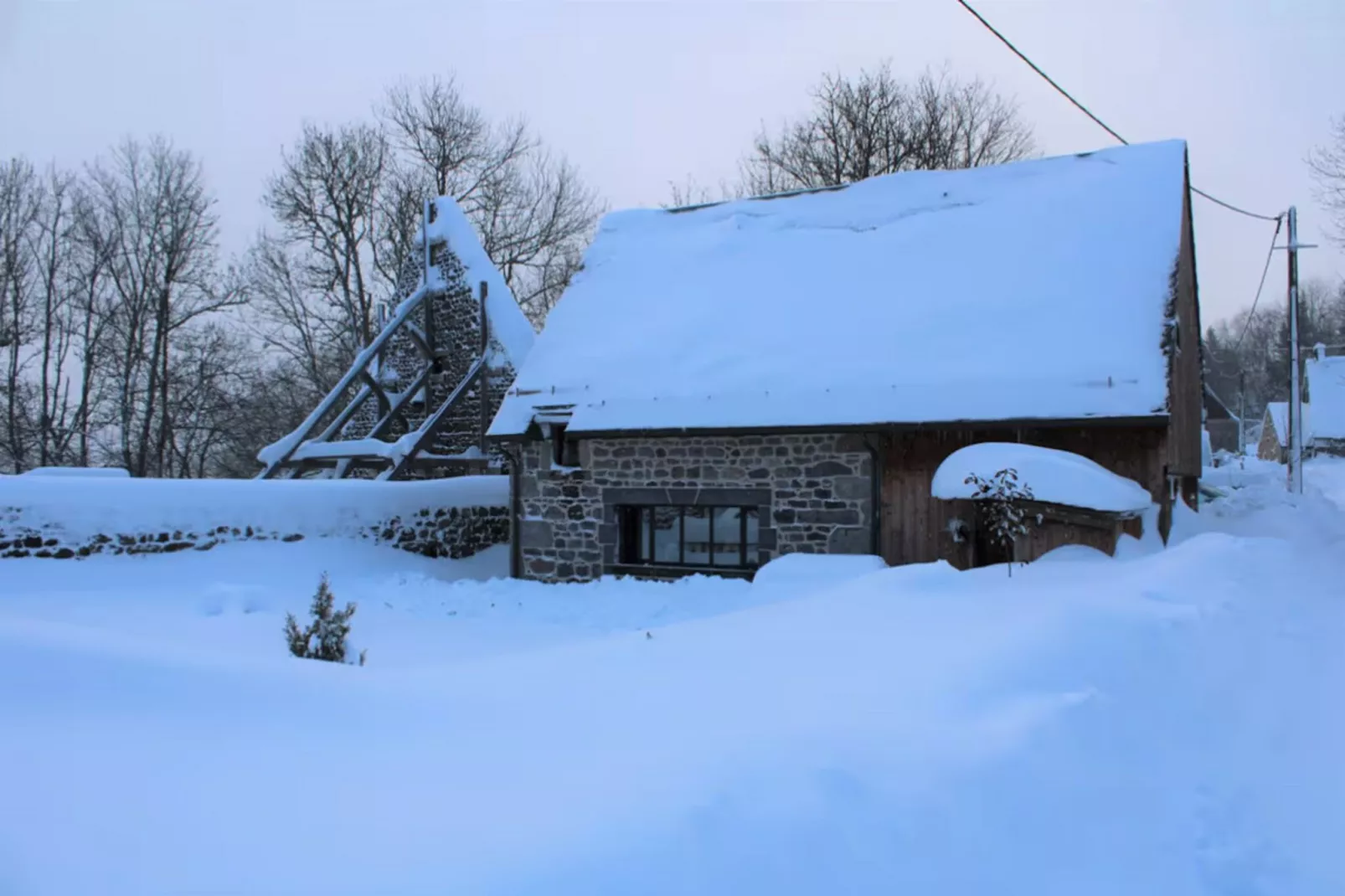 Buron Lou Fenestrou Le Mont Dore 4pers - Extérieur