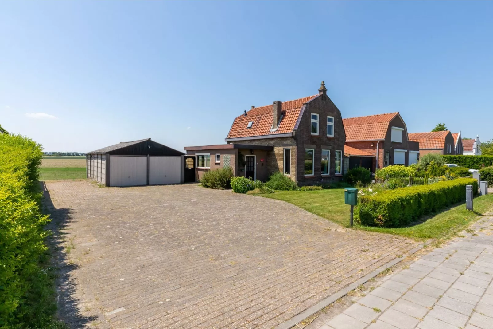 Oostburgsestraat 44-Exterior summer