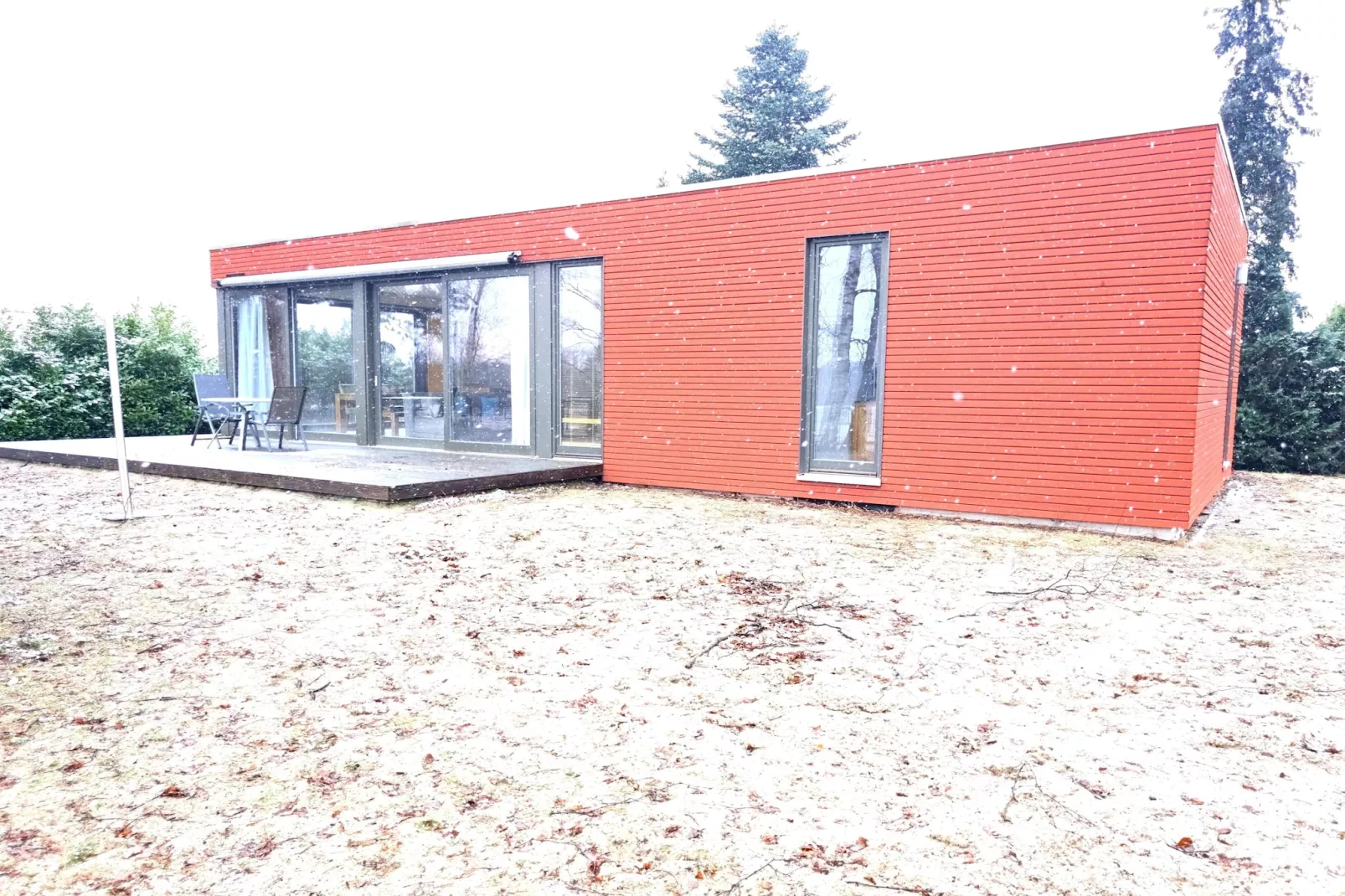 Beach House 2 - Exterior in summer