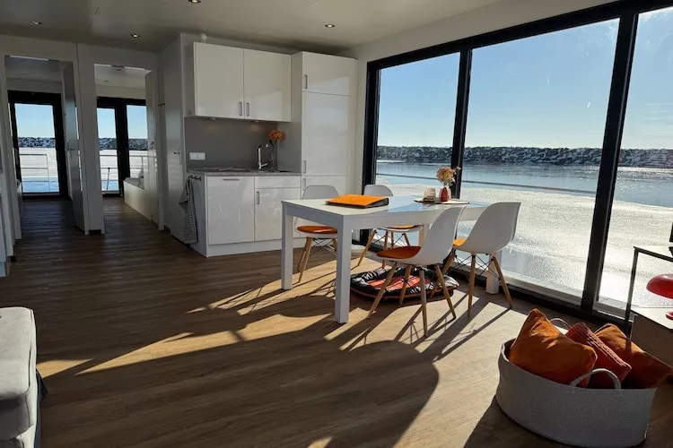 Hausboot Family & Friends mit Hund LP 8 / 3 Personen-Kitchen