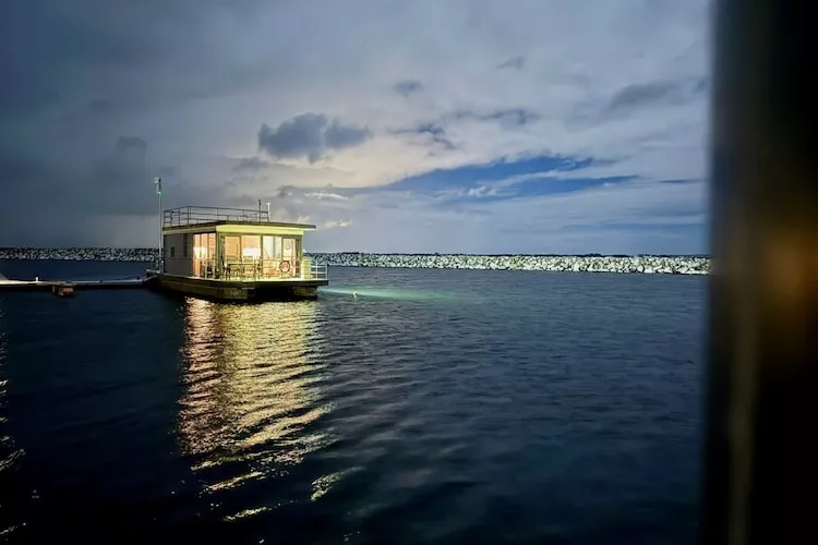 Hausboot Family & Friends mit Hund LP 8 / 4 Personen-Extérieur été