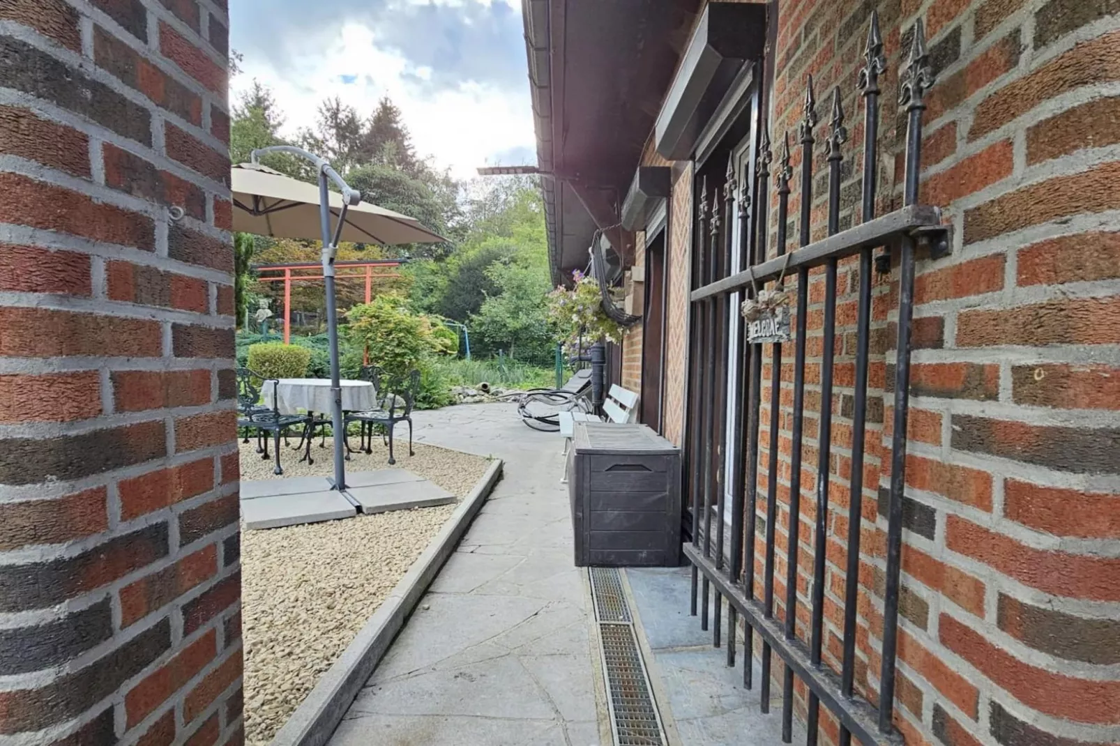 La Fermette du trône-Extérieur été