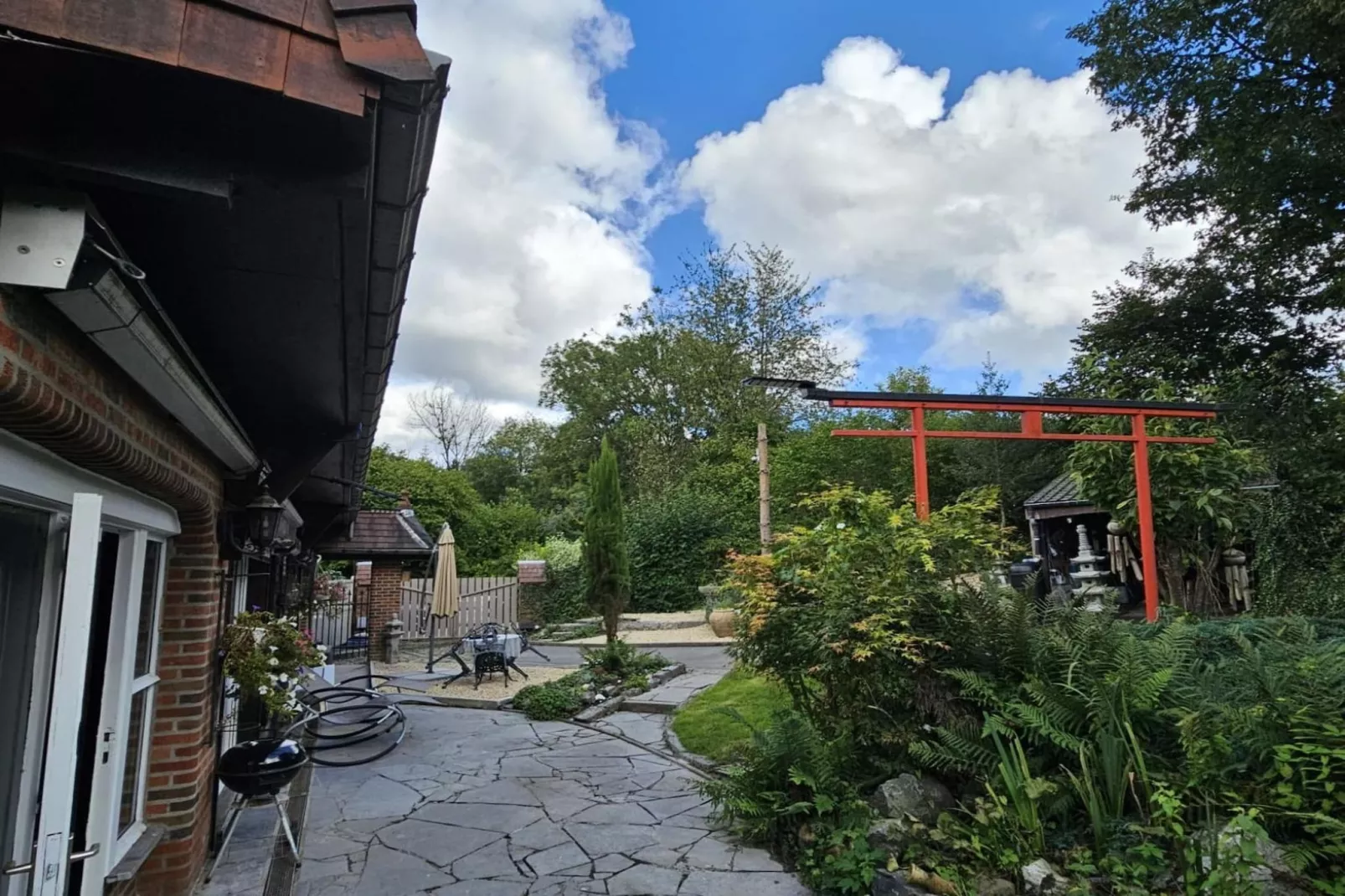 La Fermette du trône-Extérieur été