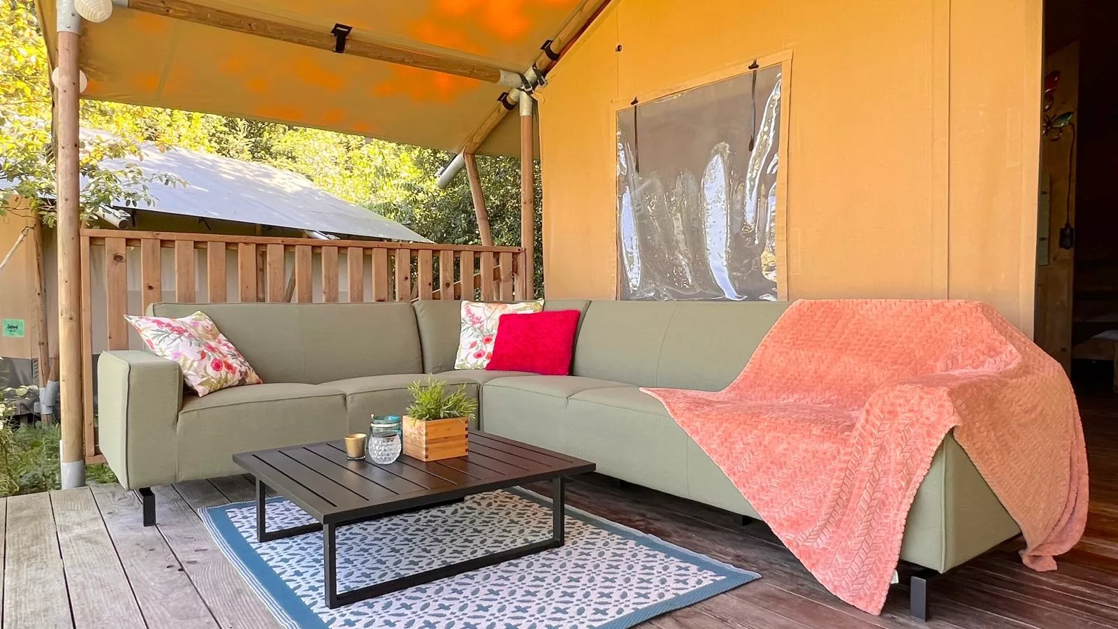 De Krekel-Terrasse/Balkon