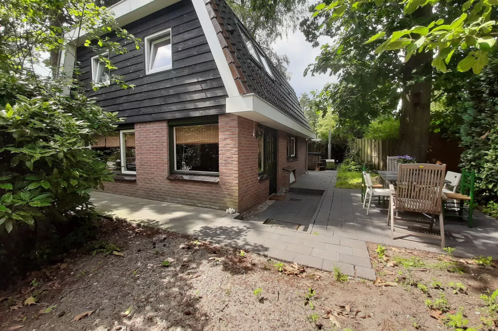 Boshuisje Voorthuizen-Exterior summer