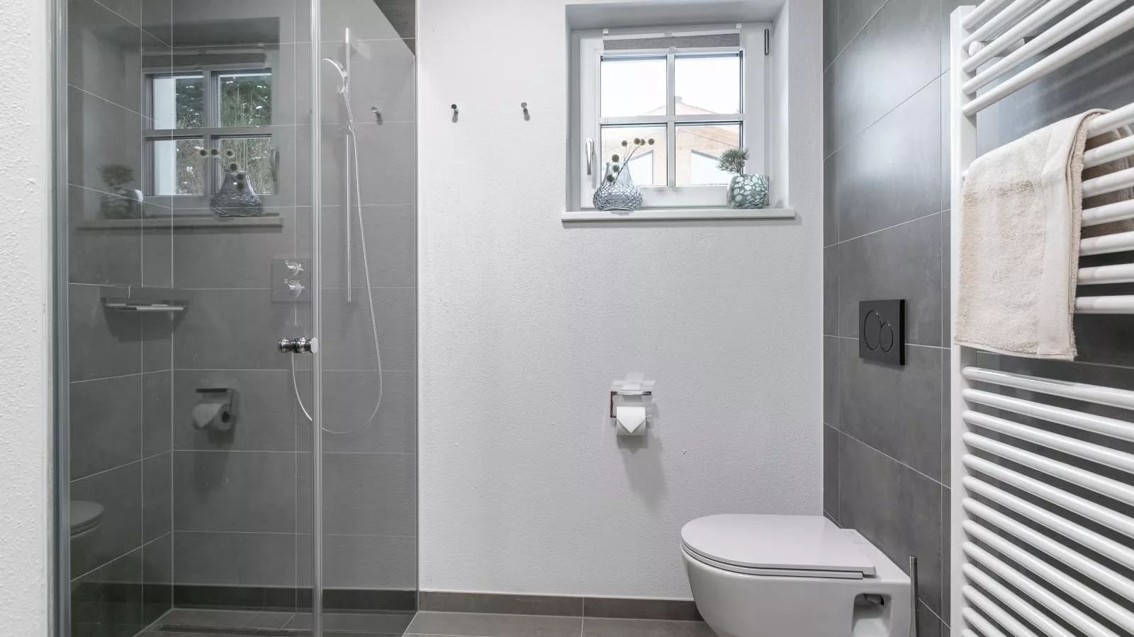 Tauernlodge Eben D3 Large-Bathroom