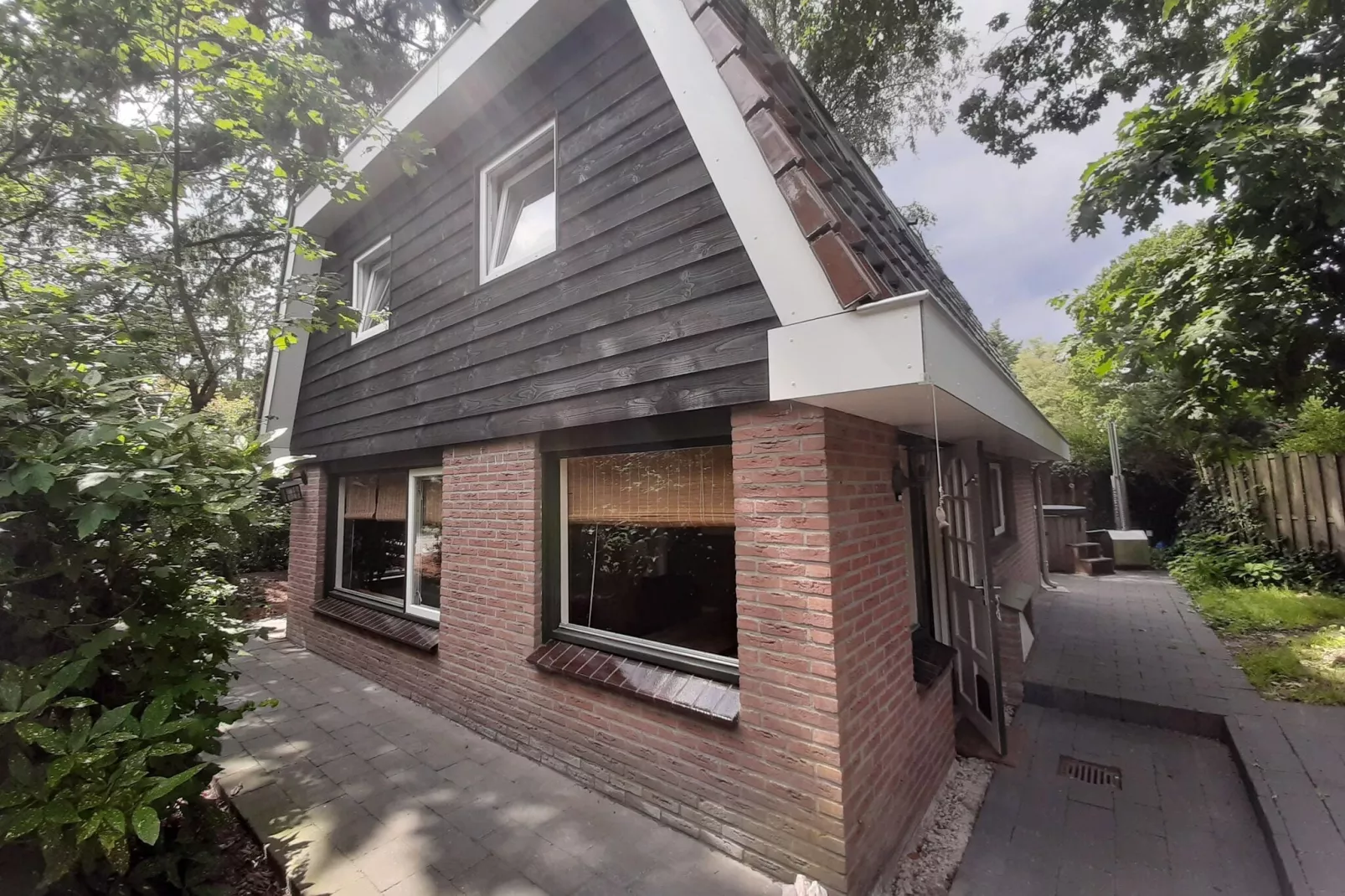 Boshuisje Voorthuizen-Exterior summer