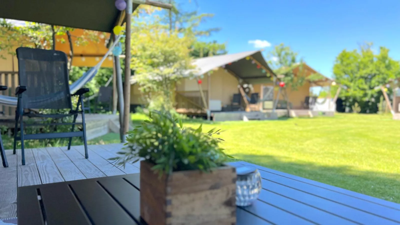 De Hommel-Terrasse/Balkon