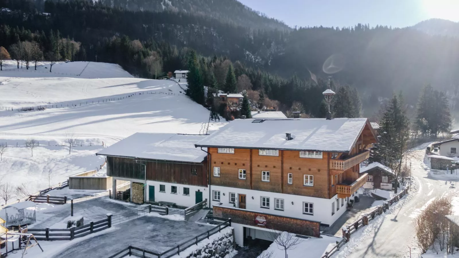 Das Rendlgut Top 4 - Exterior in winter