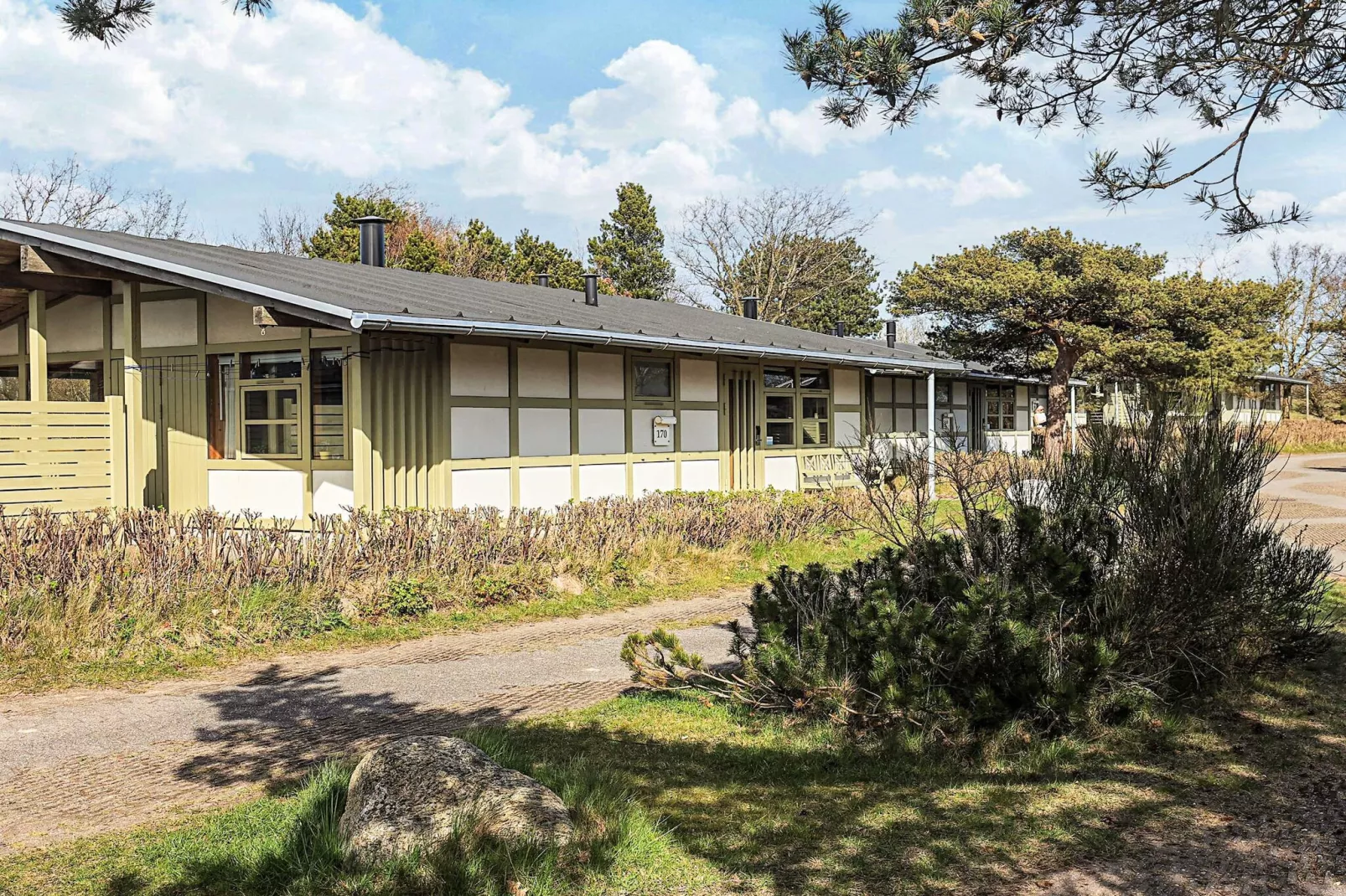 2 bath,w/Partially sea view,Standard - Aussicht