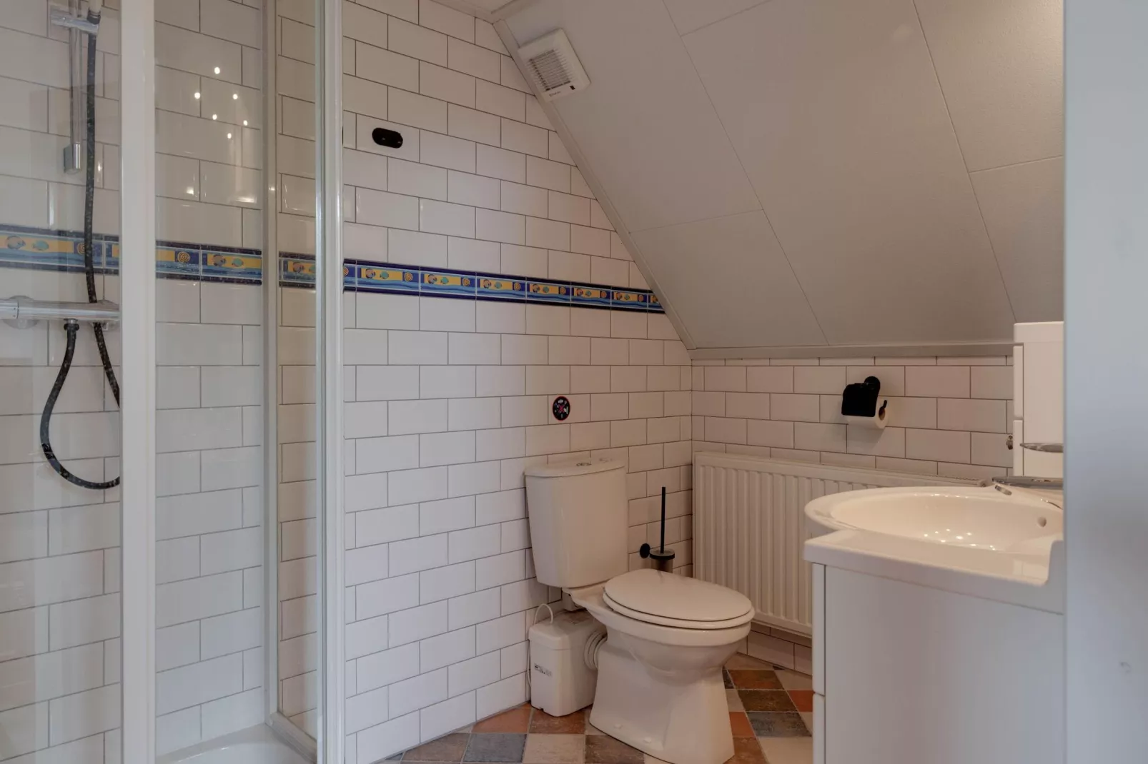 Langedijk 2 -10 persoons villa met sauna en spa extra kosten voor gebruik-Badezimmer